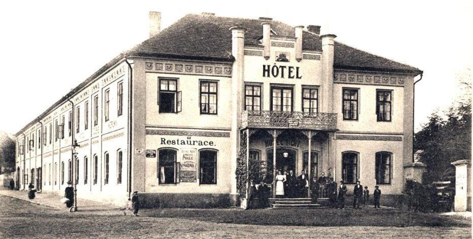 Penzion Česká Koruna Čáslav Exterior foto